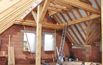 Middlerig attic trusses